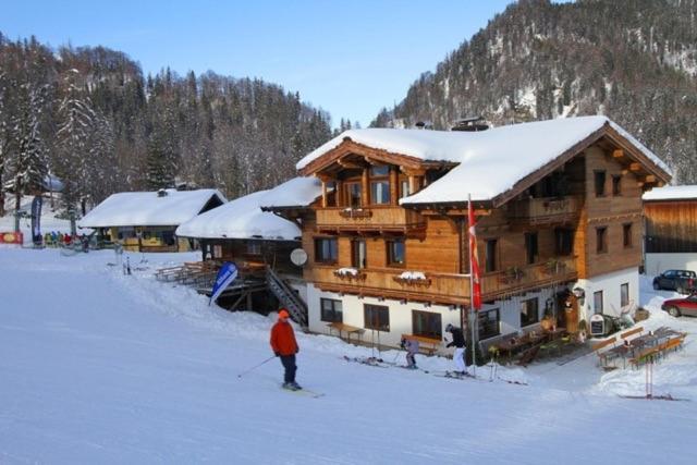 Natursport Heutal Appartements Ski-In & Ski-Out Unken Exterior photo