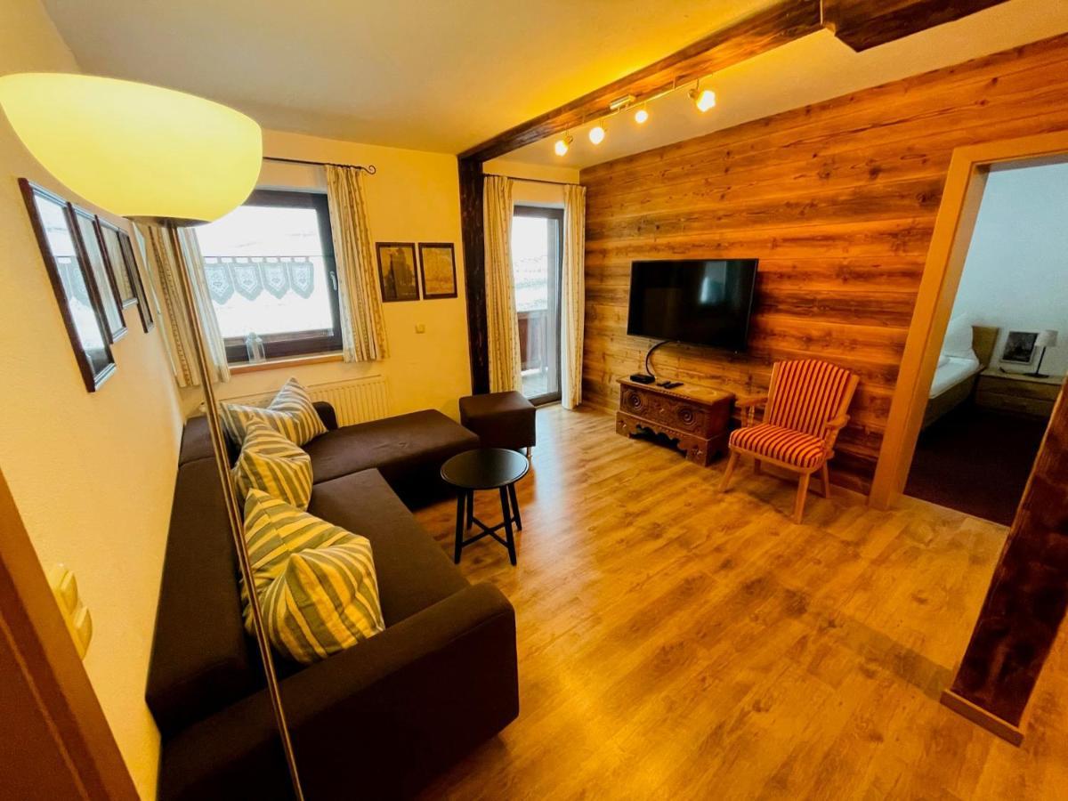 Natursport Heutal Appartements Ski-In & Ski-Out Unken Exterior photo